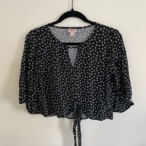 Floral short sleeve crop top